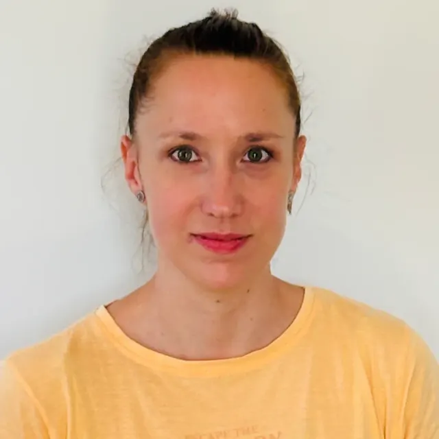 Portrait of Franziska, physiotherapist